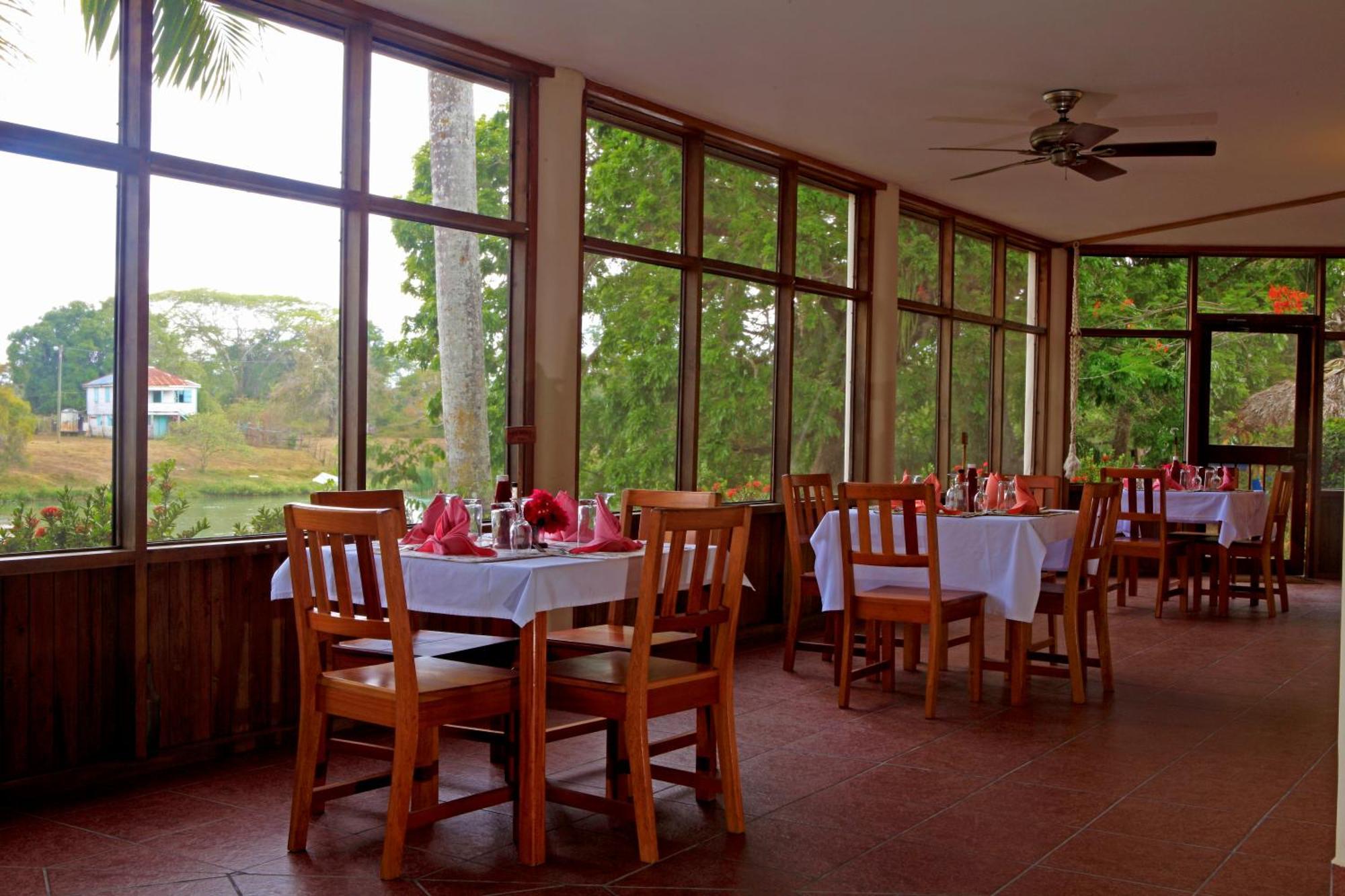 Black Orchid Resort Burrell Boom Exterior photo